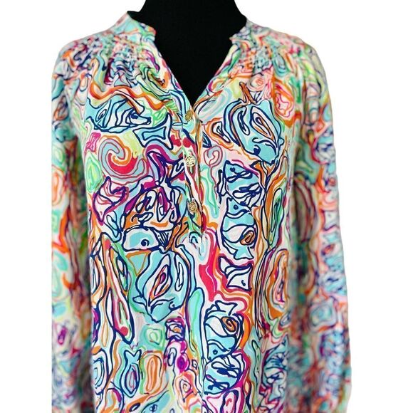 Lilly Pulitzer Women's XS Elsa Silk Smocked Top in What A Catfish Multi - Picture 2 of 12